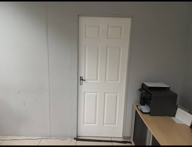 80M² BUSINESS CENTRE FOR SALE IN UMHLANGA RIDGE
